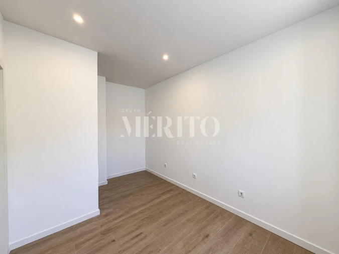 Moradia T2 para Venda em Arnoso (Santa Maria e Santa Eulália) e Sezures Foto 14