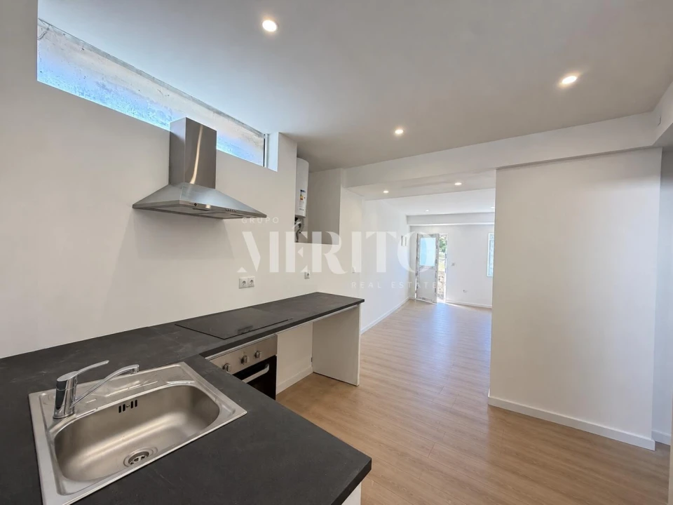 Moradia T2 para Venda em Arnoso (Santa Maria e Santa Eulália) e Sezures Foto 1