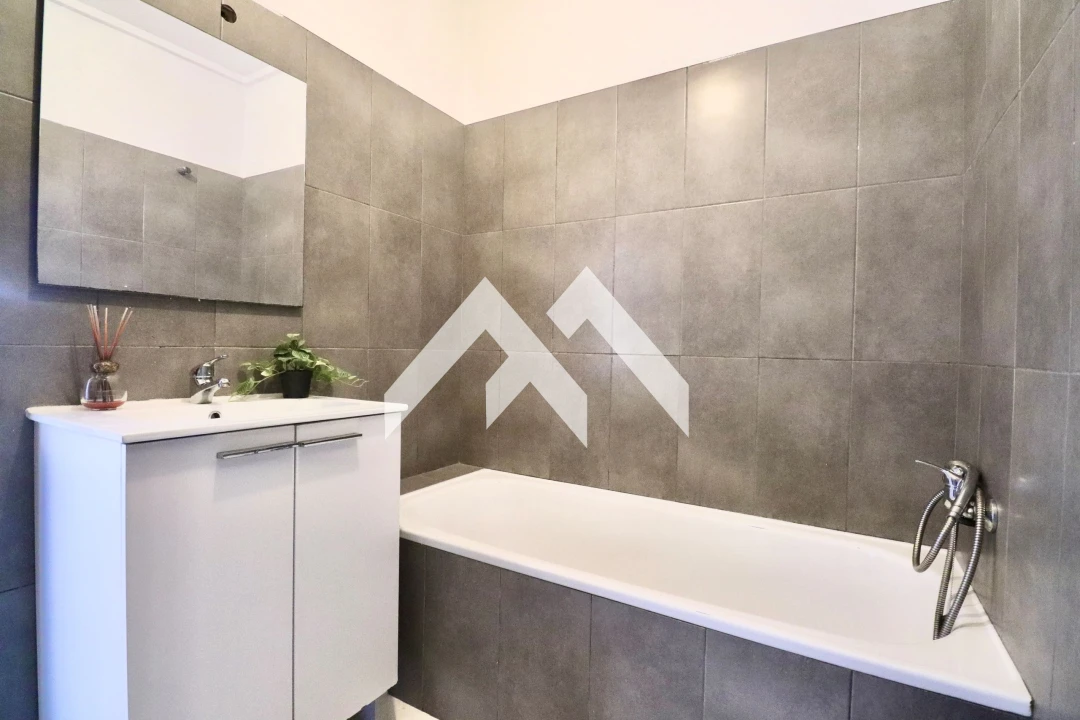 Apartamento T4 para Venda em Algueirão-Mem Martins Foto 4