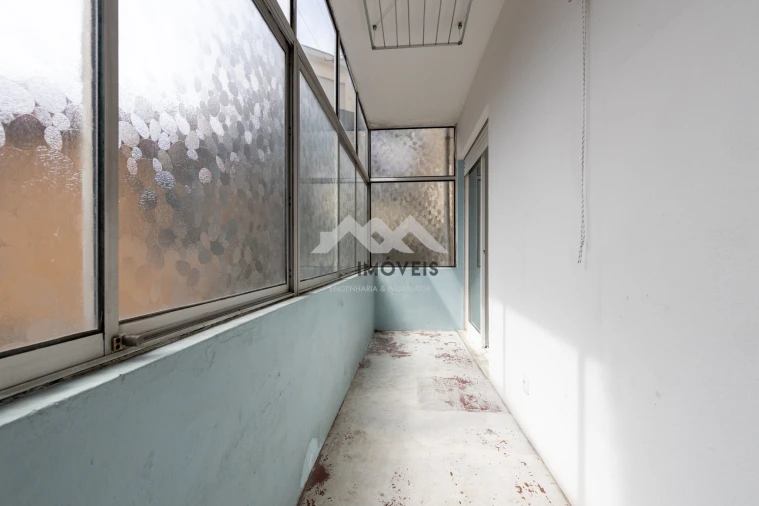 Apartamento T2 para Arrendamento em Bonfim Foto 26