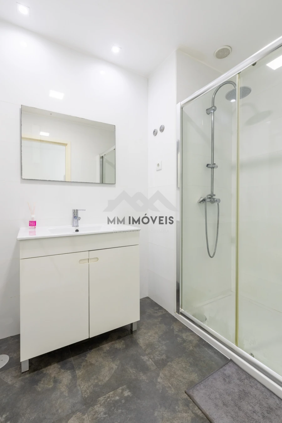 Apartamento T2 para Arrendamento em Bonfim Foto 20