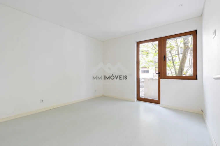 Apartamento T2 para Arrendamento em Bonfim Foto 23