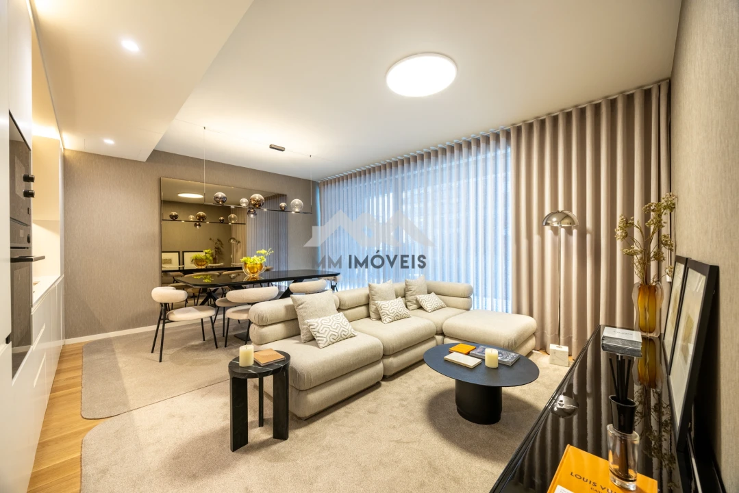 Apartamento T2 para Venda em Santa Marinha Foto 1