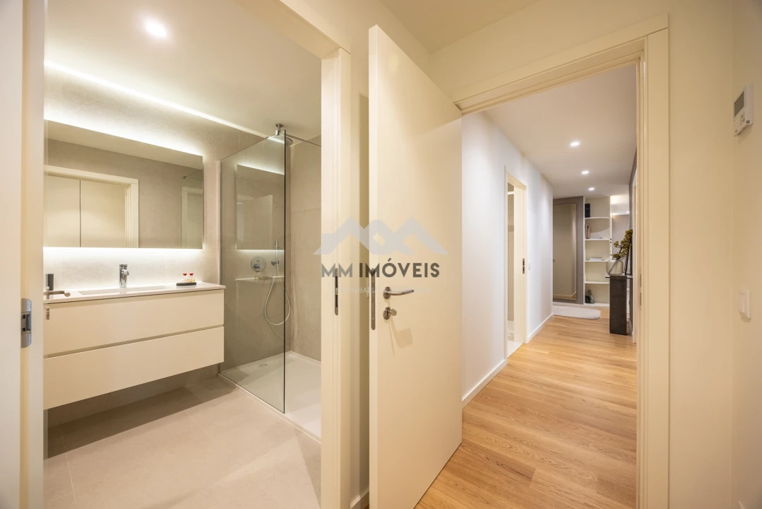 Apartamento T2 para Venda em Santa Marinha Foto 39