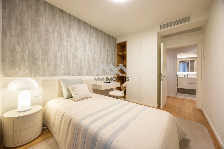 Apartamento T2 para Venda em Santa Marinha Foto 8