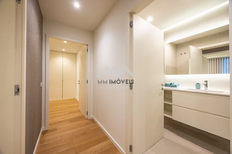 Apartamento T2 para Venda em Santa Marinha Foto 29