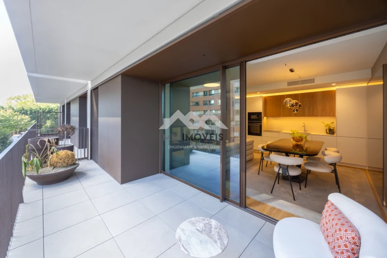 Apartamento T2 para Venda em Santa Marinha Foto 4
