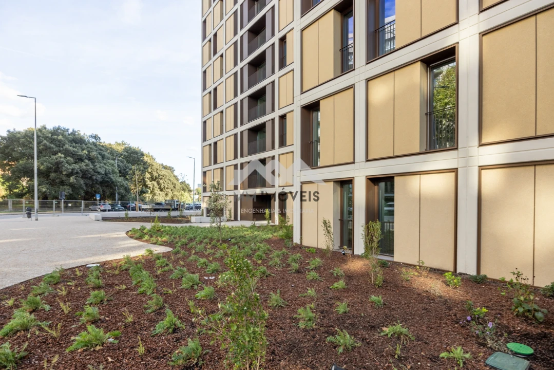 Apartamento T2 para Venda em Santa Marinha Foto 36