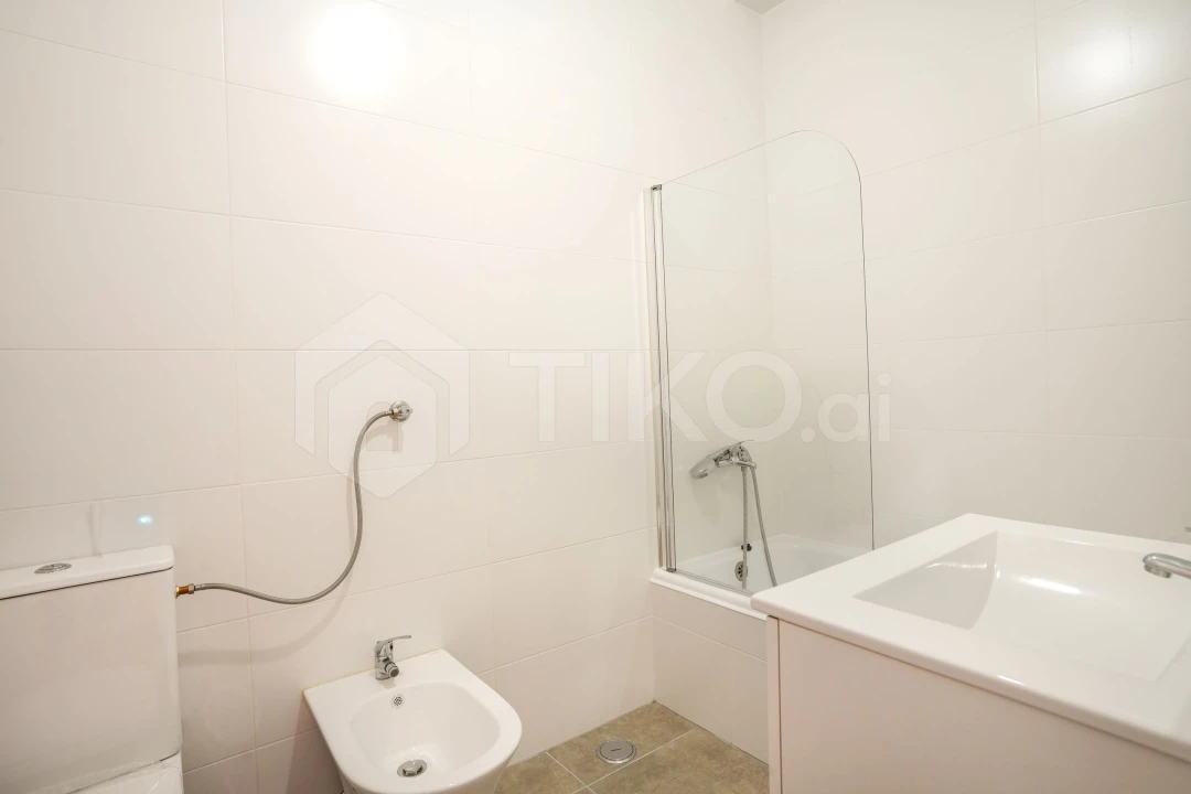 Apartamento T3 para Venda em Venteira Foto 23