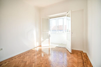 Apartamento T3 para Venda em Venteira