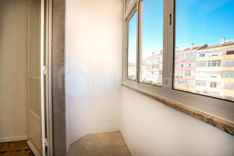 Apartamento T3 para Venda em Venteira Foto 7