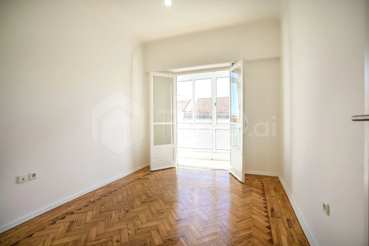 Apartamento T3 para Venda em Venteira Foto 15