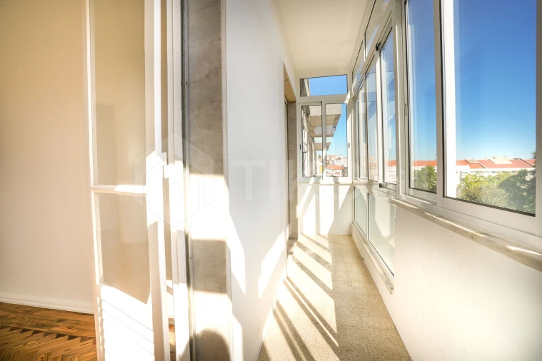 Apartamento T3 para Venda em Venteira Foto 19