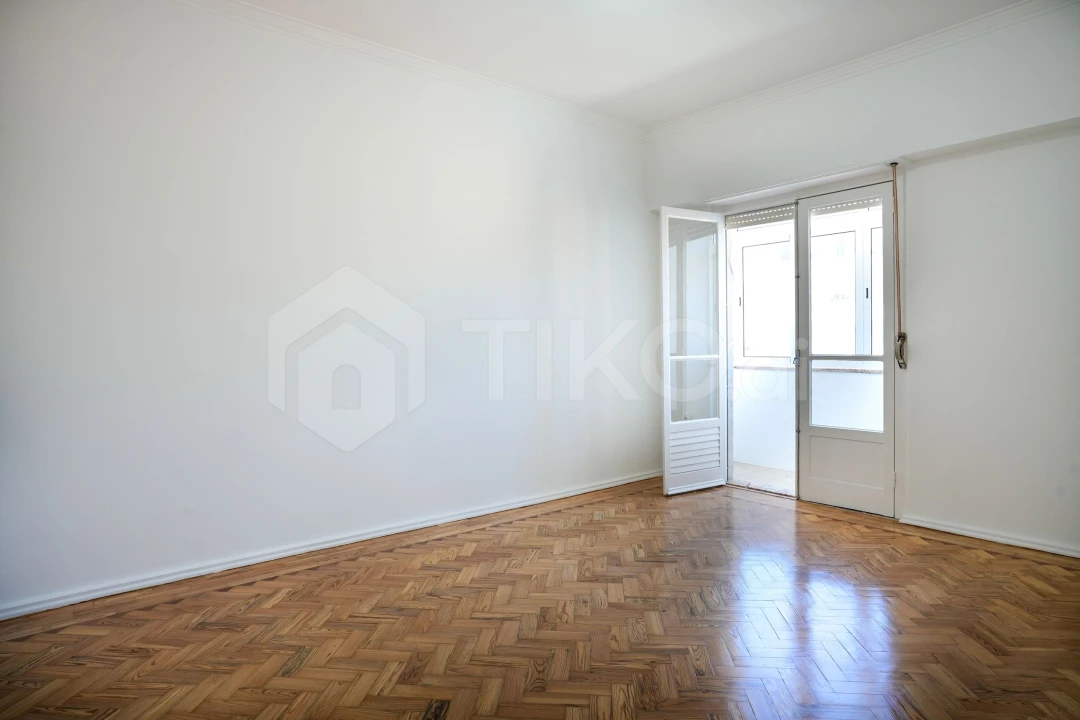 Apartamento T3 para Venda em Venteira Foto 4