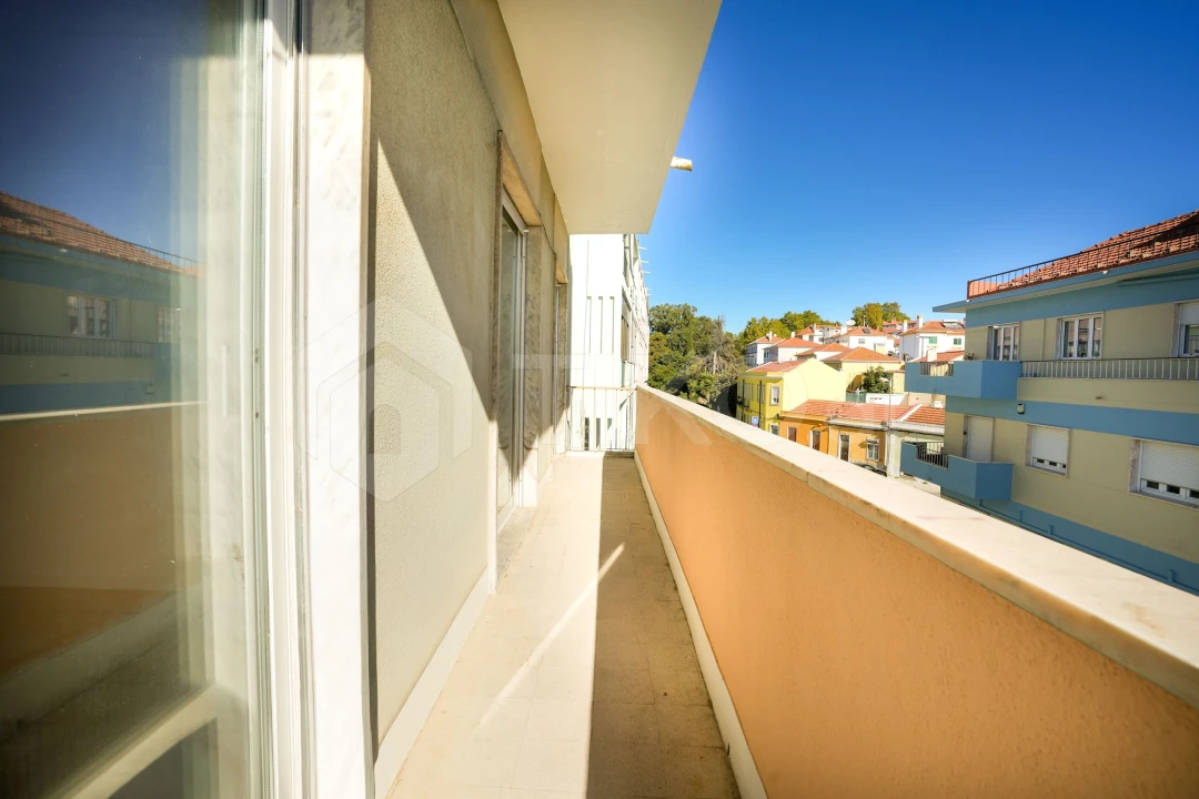 Apartamento T4 para Venda em Beato Foto 3