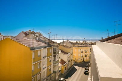 Apartamento T4 para Venda em Beato
