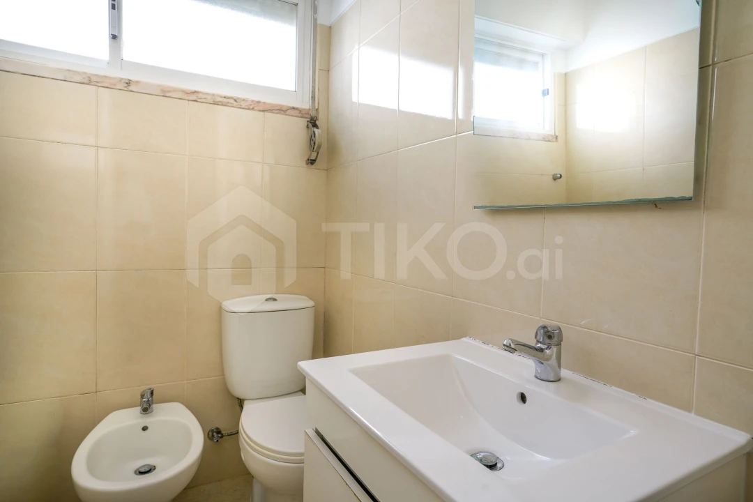 Apartamento T4 para Venda em Beato Foto 22