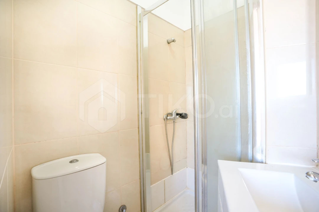 Apartamento T4 para Venda em Beato Foto 28