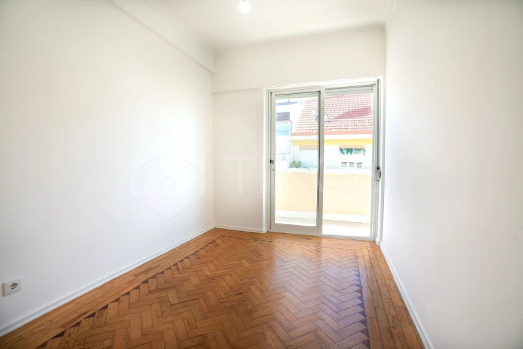 Apartamento T4 para Venda em Beato Foto 10