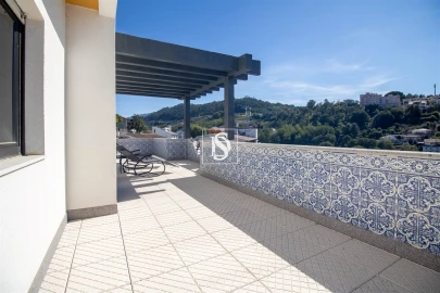 Apartamento T3 para Venda em Amarante (São Gonçalo), Madalena, Cepelos e Gatão