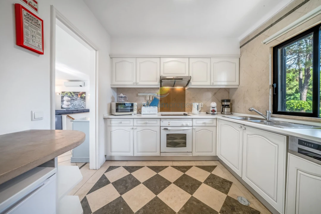 Apartamento T3 para Venda em Albufeira e Olhos de Água Foto 7