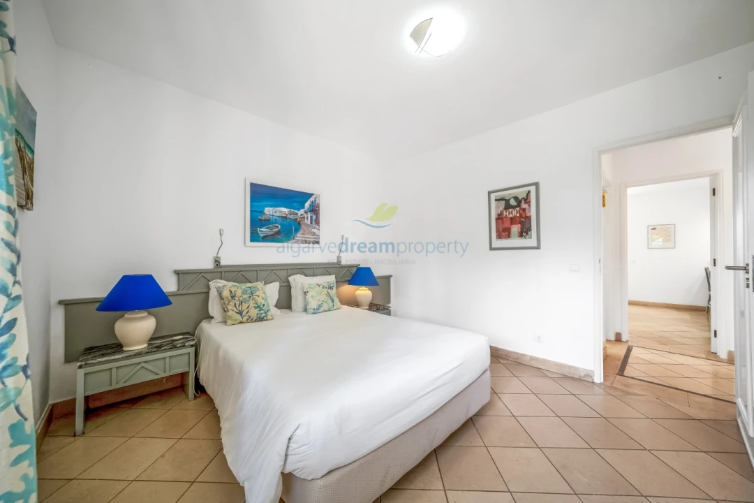 Apartamento T3 para Venda em Albufeira e Olhos de Água Foto 18