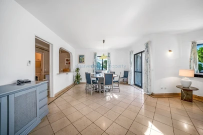 Apartamento T3 para Venda em Albufeira e Olhos de Água