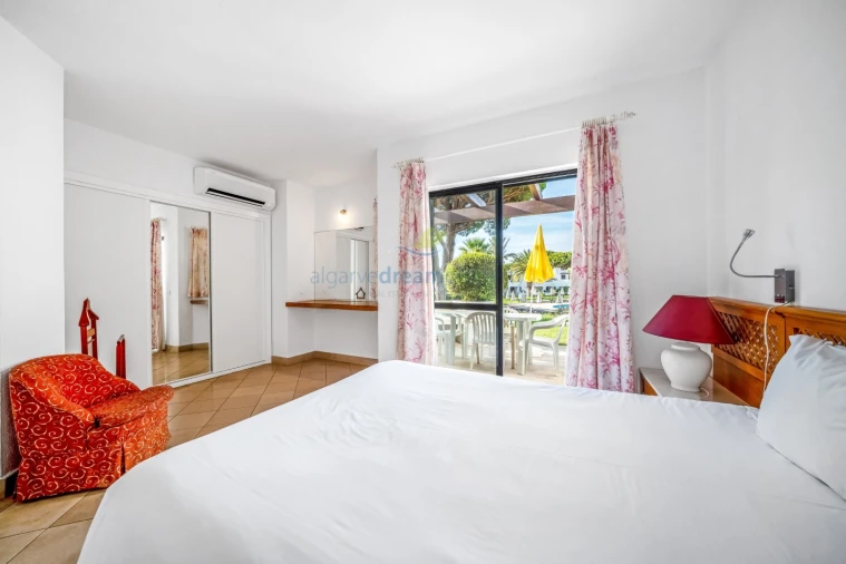 Apartamento T3 para Venda em Albufeira e Olhos de Água Foto 14