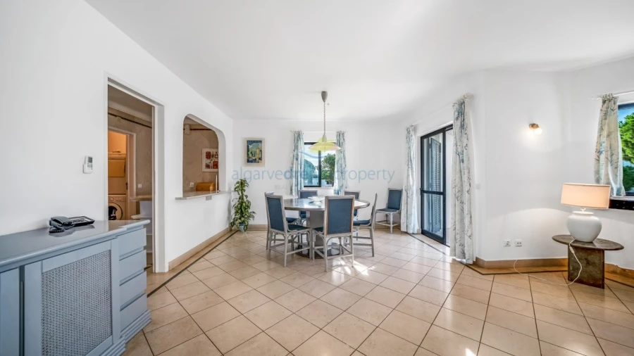 Apartamento T3 para Venda em Albufeira e Olhos de Água
