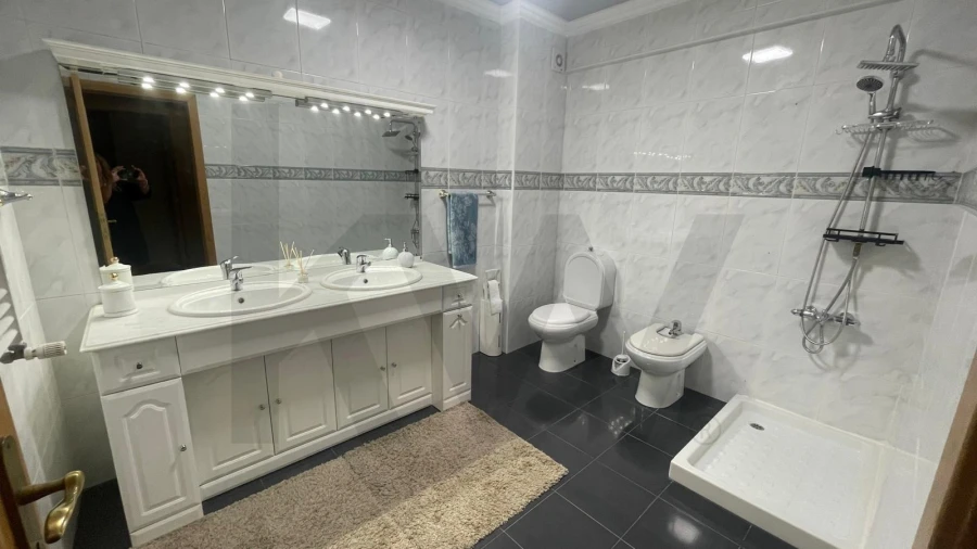 Apartamento T2 para Venda em São Pedro da Cadeira Foto 14