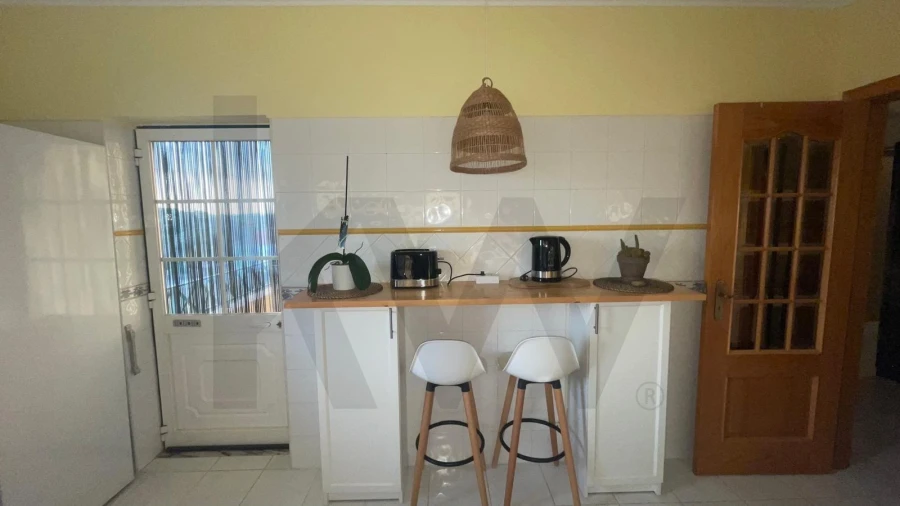Apartamento T2 para Venda em São Pedro da Cadeira Foto 4