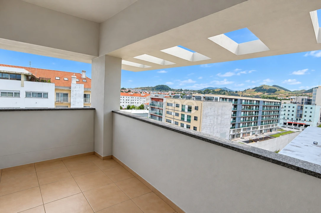 Apartamento T3 para Venda em Ponta Delgada (São Pedro) Foto 32