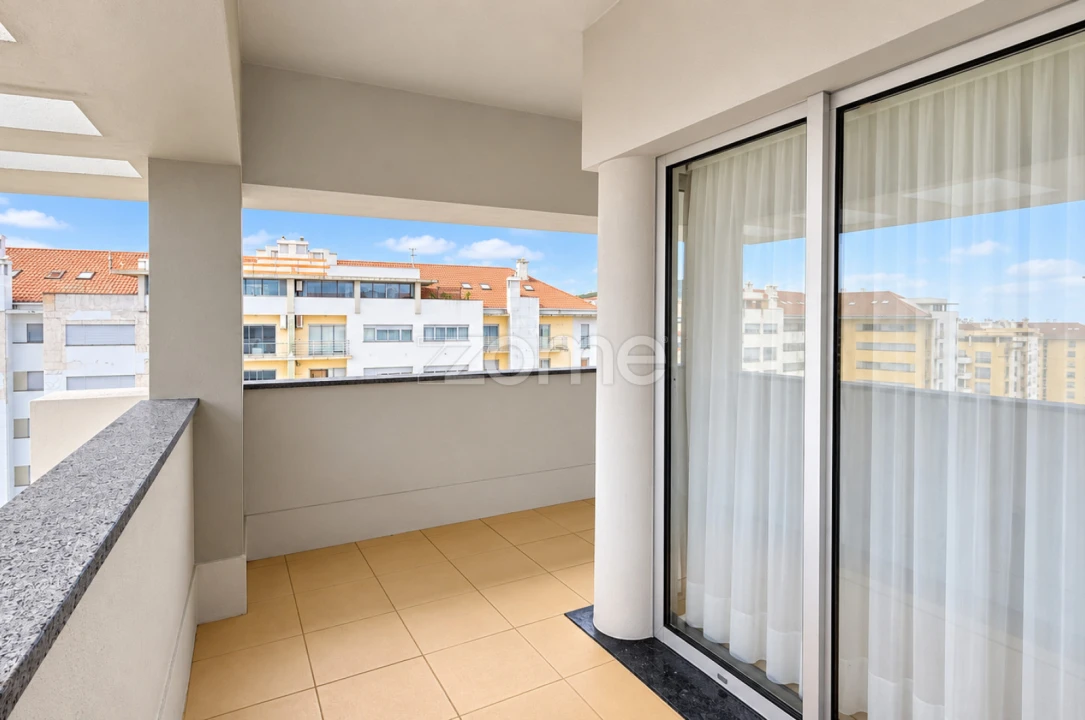 Apartamento T3 para Venda em Ponta Delgada (São Pedro) Foto 35