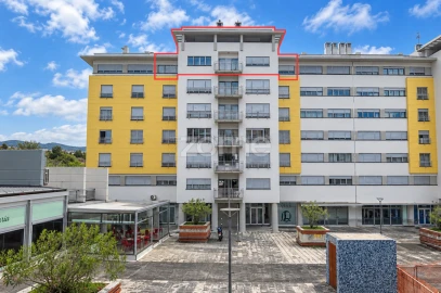 Apartamento T3 para Venda em Ponta Delgada (São Pedro)