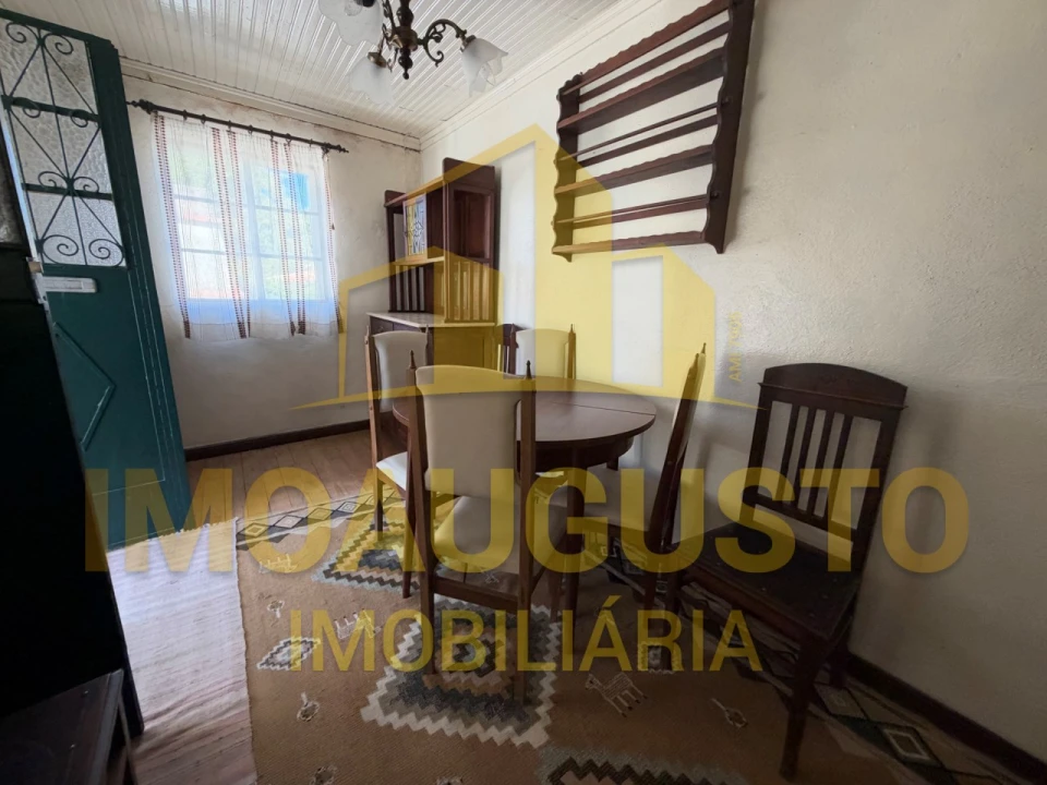 Moradia T2 para Venda em Minhocal Foto 10