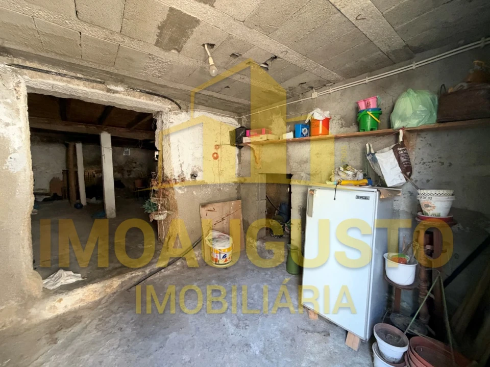 Moradia T2 para Venda em Minhocal Foto 17