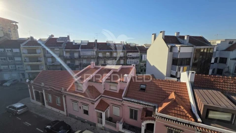 Apartamento T2 para Venda em Avenidas Novas