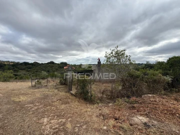 Terreno para Venda em Pernes