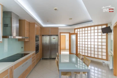 Apartamento T3 para Venda em Fatima