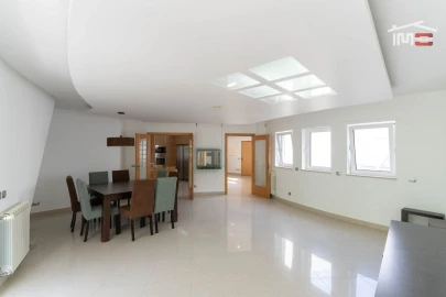 Apartamento T3 para Venda em Fatima