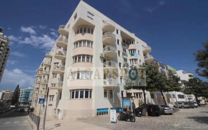 Apartamento T1 para Venda em Armação de Pera Foto 14