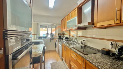 Apartamento T3 para Venda em Odivelas