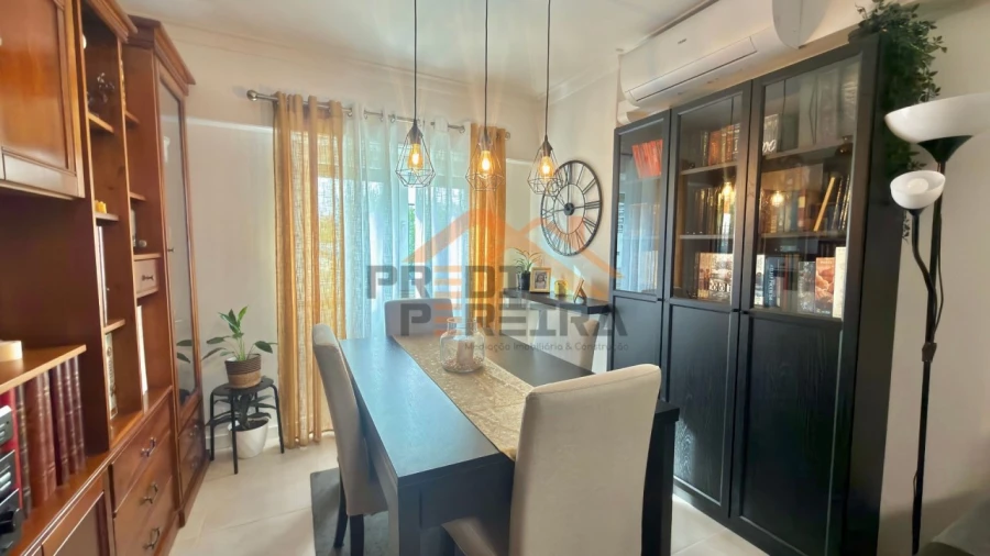 Apartamento T3 para Venda em Odivelas Foto 5