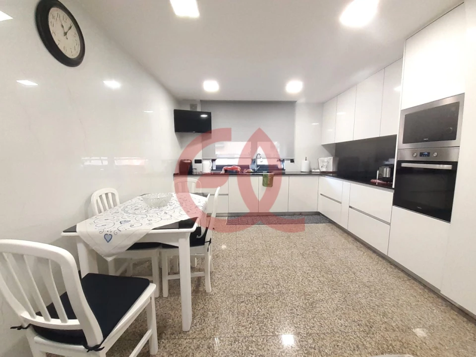 Apartamento T2 para Venda em Santa Maria Maior e Monserrate e Meadela Foto 3