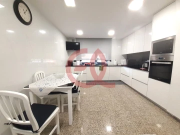 Apartamento T2 para Venda em Santa Maria Maior e Monserrate e Meadela