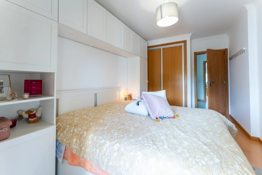 Apartamento T2 para Venda em Nazare Foto 15