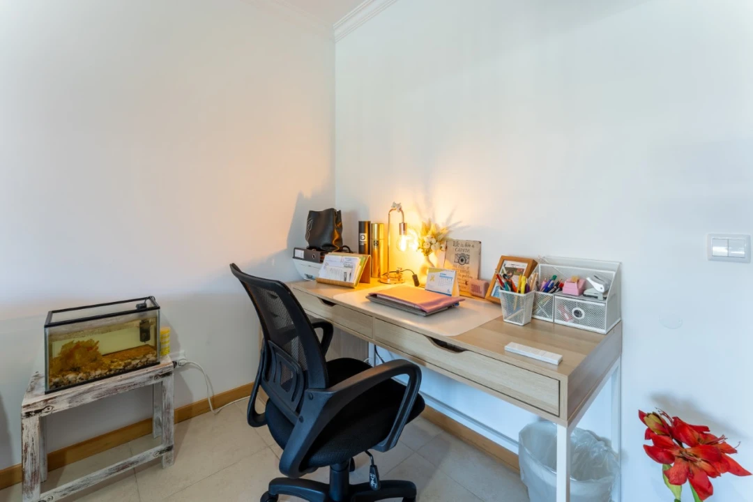Apartamento T2 para Venda em Nazare Foto 12