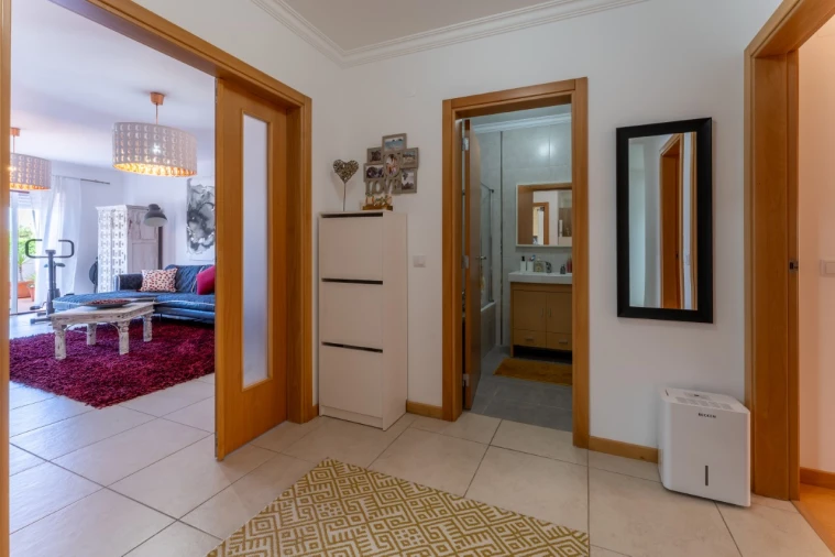 Apartamento T2 para Venda em Nazare Foto 8