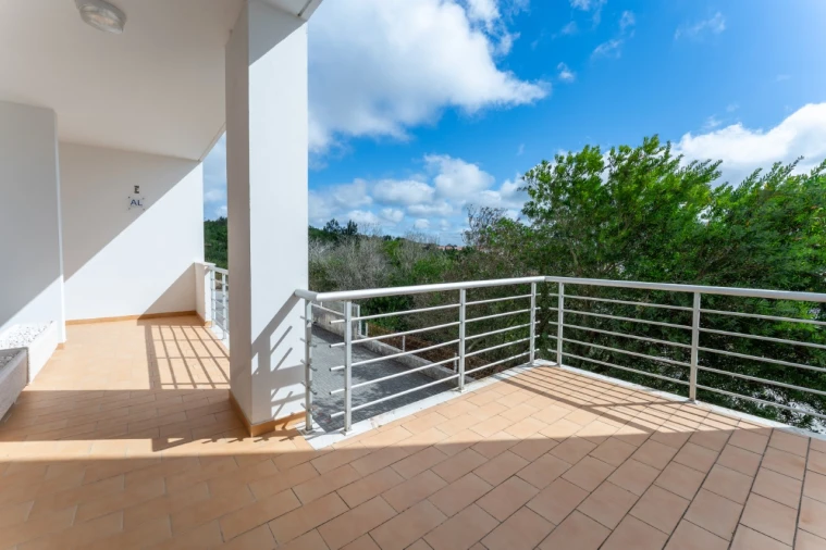 Apartamento T2 para Venda em Nazare Foto 19