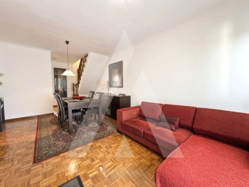 Apartamento T3 para Venda em Abraveses